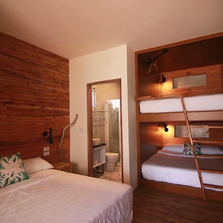 Slow Island Hostel 緑島郷 エクステリア 写真