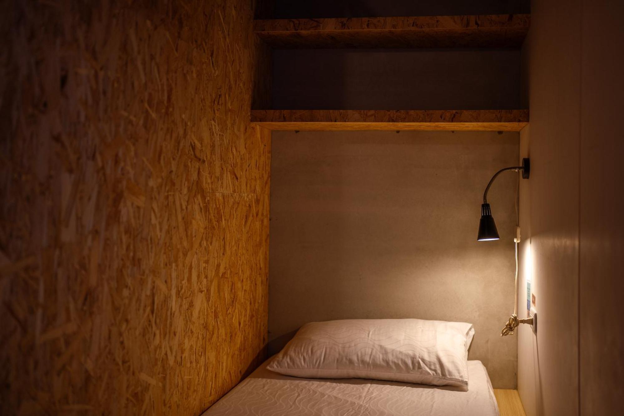 Slow Island Hostel 緑島郷 エクステリア 写真
