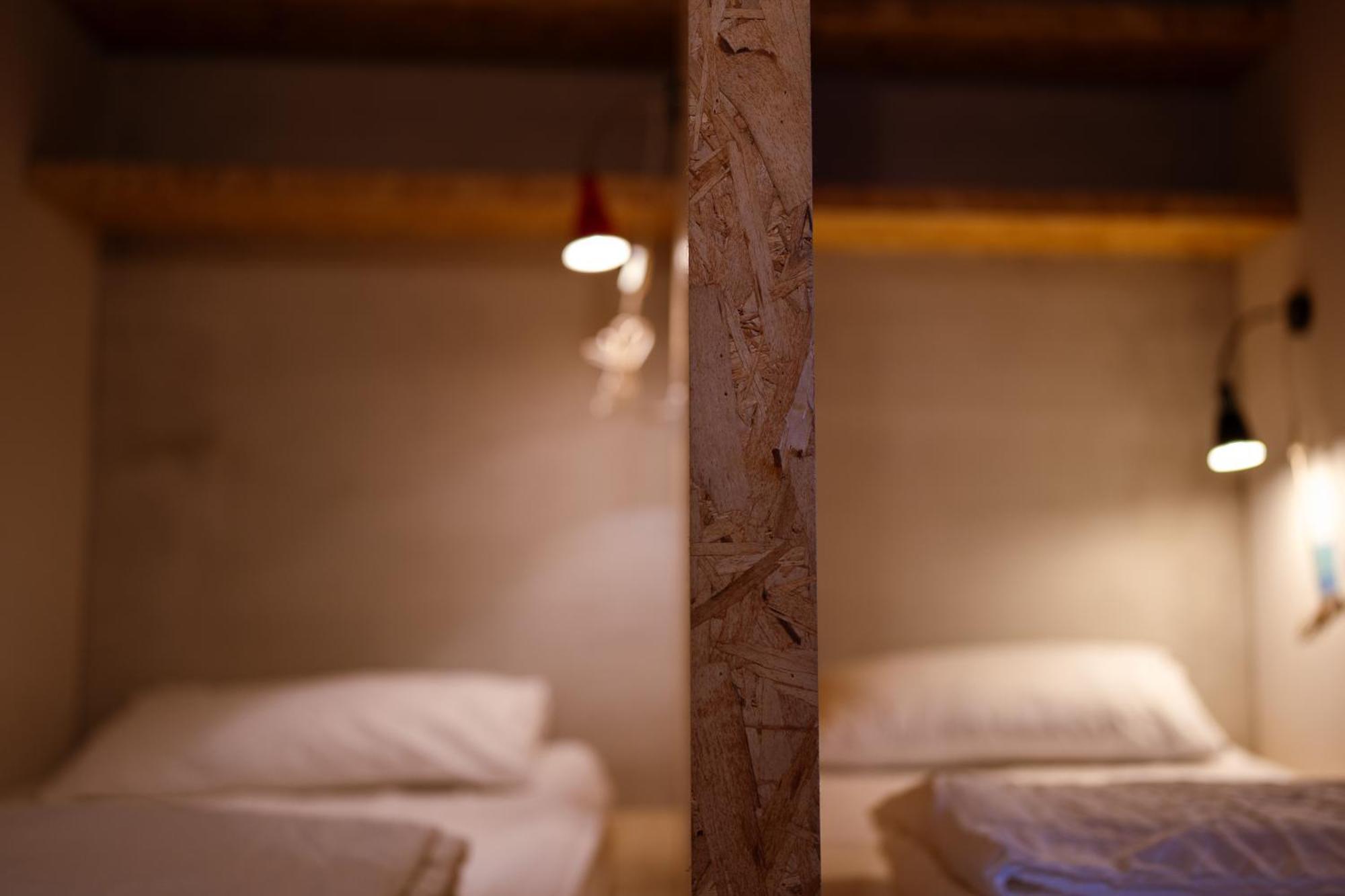 Slow Island Hostel 緑島郷 エクステリア 写真