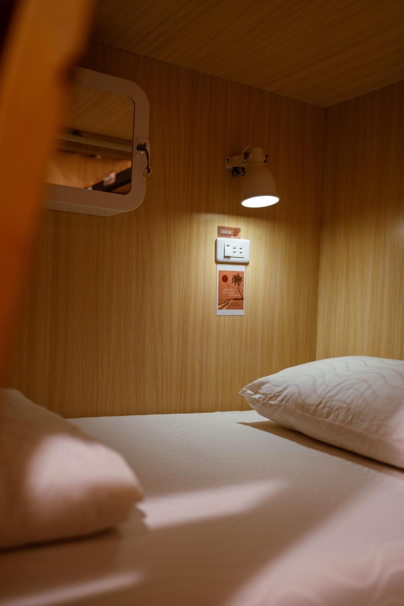 Slow Island Hostel 緑島郷 エクステリア 写真